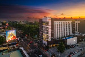 Gallery image of Seda Capitol Central Bacolod City in Bacolod