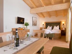 Voodi või voodid majutusasutuse Hotel Garni Bavaria toas