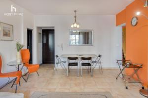 Posezení v ubytování Host Prime Apartment In Rehab City 2