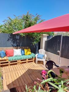 Fotografie z fotogalerie ubytování Studio cocooning Jeanne au calme avec terrasse v destinaci Romans-sur-Isère