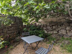 Κήπος έξω από το Appartement proche de Porto-Vecchio