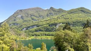 Afbeelding uit fotogalerij van Residenza Arcobaleno in Tenno