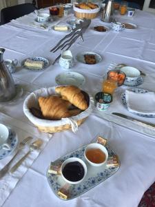 Afbeelding uit fotogalerij van Chambres d'Hôtes les Charmettes in Étretat