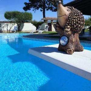 Bazén v ubytování Luxury B&B Resort nebo v jeho okolí