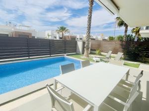 Φωτογραφία από το άλμπουμ του Villa BALI 3033 σε Vistabella