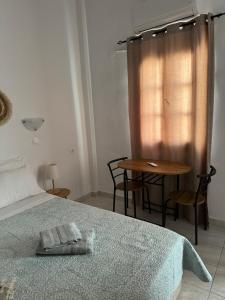 Postel nebo postele na pokoji v ubytování Fedra Apartments Lindos