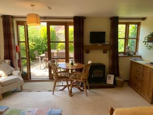 Gallery image of The Cottage Studio in Wool +29 photos