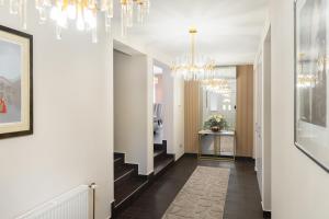 Galeriebild der Unterkunft Sea view Villa Bella with Private heated pool in Pridraga