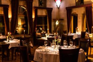 A restaurant or other place to eat at MUSEUM HOTEL - Relais & Châteaux