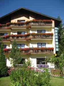 Budova, v ktorej sa hotel nachádza