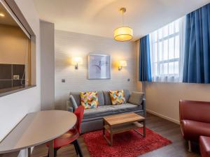 Posezení v ubytování Aparthotel Adagio Liverpool City Centre