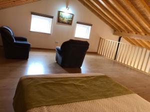 Khu vực ghế ngồi tại Casas da Ladeia - Villa 2