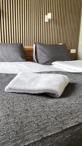 Voodi või voodid majutusasutuse Skipalaekur Guesthouse toas