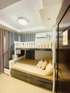 Postel nebo postele na pokoji v ubytování Elyu Villa with Pool & Parking + 19 fotografií