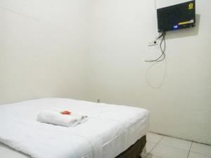 Gallery image of RedDoorz near RS Labuang Baji Makassar in Balangberu +12 photos