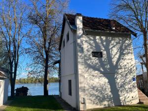 Imagen de la galería de Holiday Home Green House II, en Batina 17 fotos más