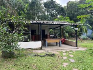 Gallery image of Pousada Recanto do Zeca casa1 in Praia Grande