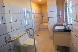 Baðherbergi á Kamalashi Boutique Inn