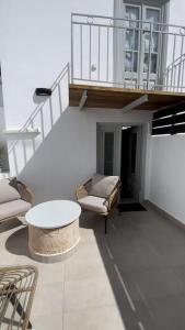 Posezení v ubytování Ether Hydra-Aesthetic Residence