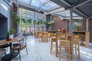 Restaurace v ubytování Leonardo Hotel Breda City Center
