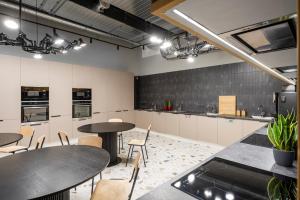 Kuchyň nebo kuchyňský kout v ubytování Self check-in coliving Vilnius
