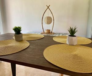 Fotografie z fotogalerie ubytování Maison SELAH F3 Piscine Jardin Privatif Citerne v destinaci Le Moule