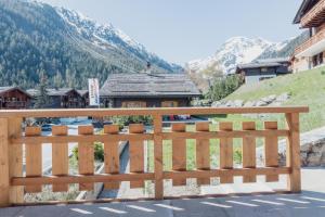 Splošen pogled na gorovje oz. razgled na gore, ki ga ponuja apartma