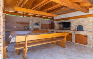 Fotografia z galérie ubytovania 4 Bedroom Pet Friendly Home In Vodnjan v destinácii Vodnjan