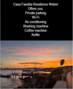 uma imagem de um pôr-do-sol com as palavras csa factorica residência visitante oferece o seu em Casa Faedda Residence Weber em La Maddalena
