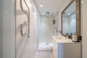 Koupelna v ubytování Skunu 10 Old Town apartments