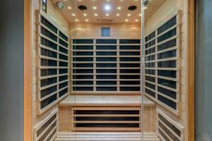 Fotografie z fotogalerie ubytování Love Room Balneo Sauna Pierre Corneille ! v destinaci Lyon