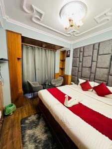 Hotel Avalanche客房内的一张或多张床位