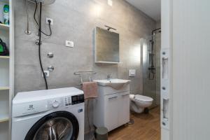 Koupelna v ubytování APARTMAN DINO