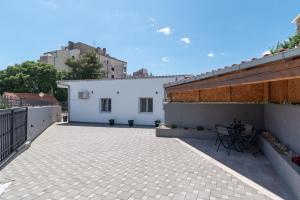Budova, kde se apartmán nachází