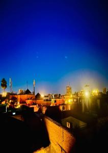 Foto dalla galleria di Riad le dromadaire bleu by Weekome a Marrakech