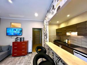Kuchyň nebo kuchyňský kout v ubytování Apartament Karkonoska 19 Karpacz by Przycup w Karkonoszach Apartamenty Karpacz Centrum Karkonosze