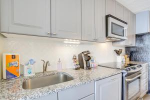 Ảnh trong thư viện ảnh của Heated Pool and Views Beachfront Ocean City Gem ở Ocean City +20 ảnh