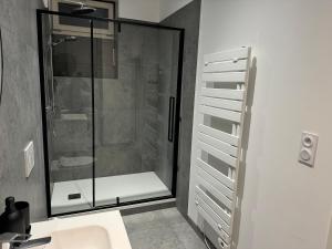 Gallery image of Appartement IX - Haut Standing Proche Luxembourg et Cattenom in Nilvange +3 photos