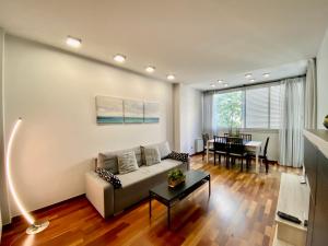 Posedenie v ubytovaní Carmed Homely Apartment by HLCLUB Agency