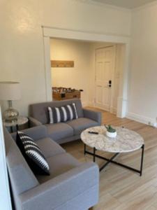 Gallery image of Entire Home for families in Kansas City in Kansas City