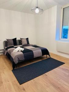 Katil atau katil-katil dalam bilik di Appartement V - Haut Standing Proche Luxembourg et Cattenom