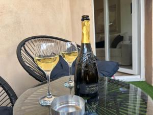 Minuman di Le Somptueux, Cosy / Balnéo +19 gambar