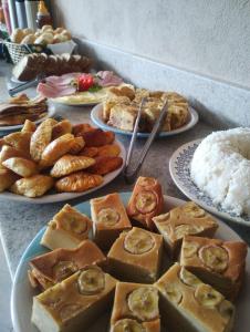 Comida no hotel ou em algum lugar perto