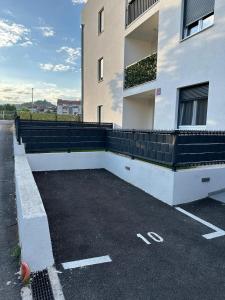Budova, kde se apartmán nachází