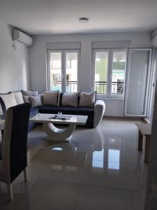 Χώρος καθιστικού στο Lux trosoban