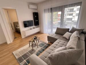 TV/trung tâm giải trí tại Apt Nina Centar