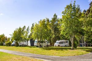 Zahrada ubytování Te Anau Lakeview Holiday Park & Motels