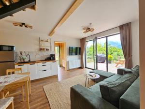 Kjøkken eller kjøkkenkrok på Zenit Chalet Sohodol-Bran