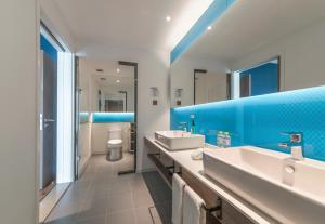 حمام في Holiday Inn Express Qingdao Chengyang Central by IHG