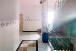 Koupelna v ubytování Kartini Residence RedPartner